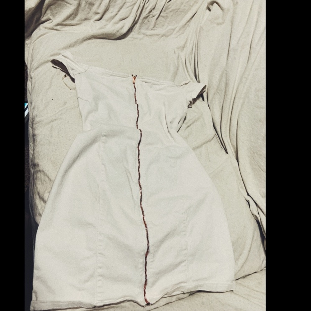 WHITE DRESS🤍 - Picture 3 of 3